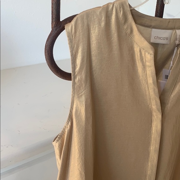 NWT Chico’s Gold Top - Picture 5 of 10